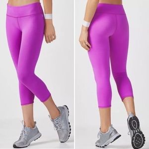 Fabletics Crop Legging